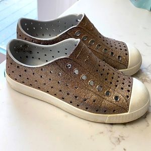 Native Shoes Size 13